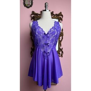 Vintage 90’s Adonna Purple Lace Bow V Shaped Skirt Lingerie Nightie Dress Medium